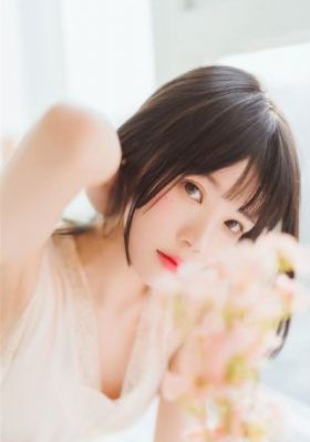 漂亮美女少妇高跟凉鞋_高清免费电影观看